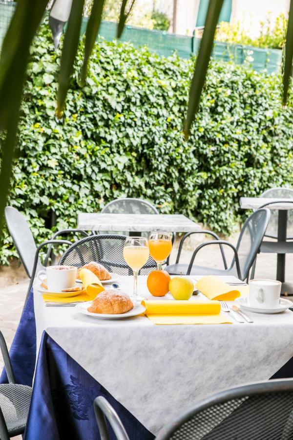 Hotel Raphael Montecatini Terme Luaran gambar