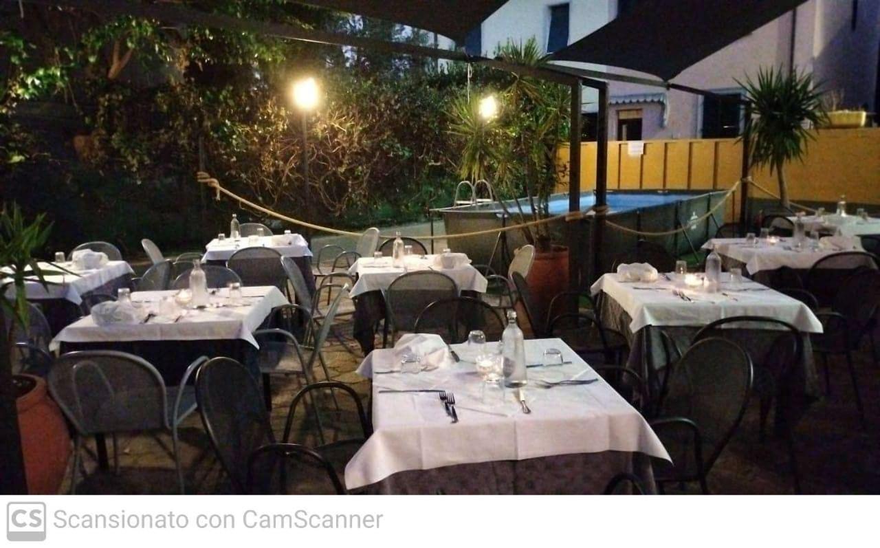 Hotel Raphael Montecatini Terme Luaran gambar